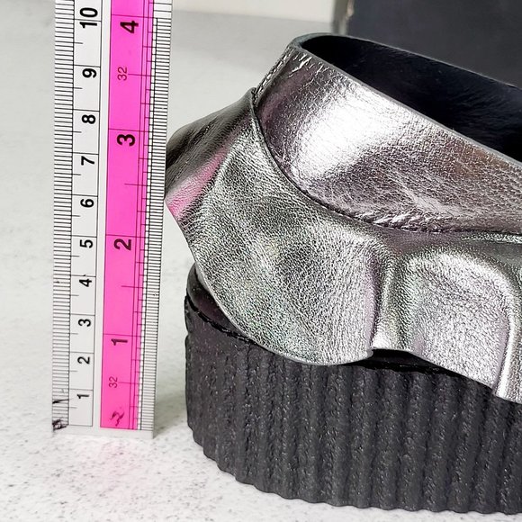 $460 NWT Pinko Silver‎ Chunky Platform Shoes 9 Metallic Ruffle Leather Loafer - Picture 4 of 15